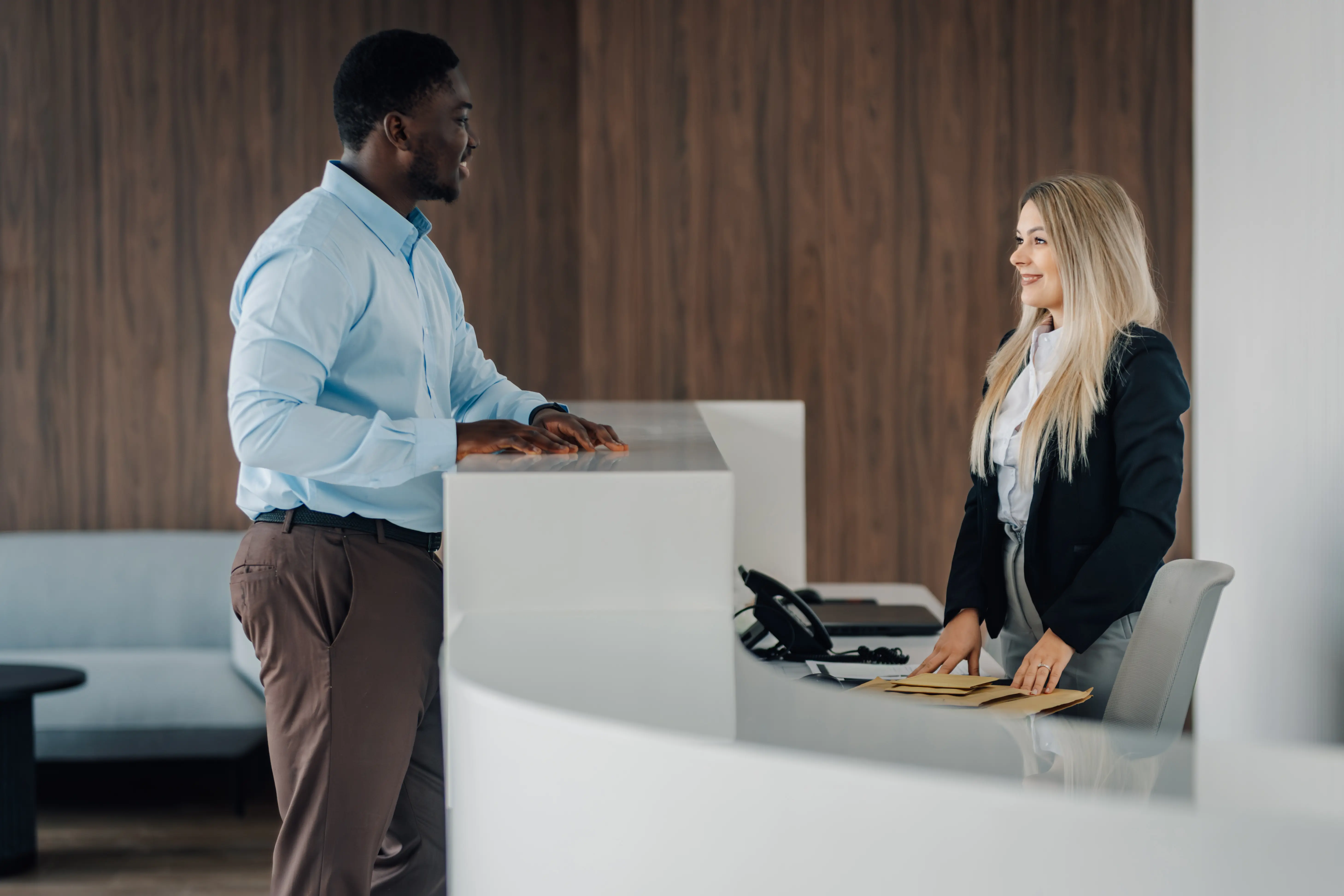 Gestion des visiteurs en entreprise : vers un accueil intelligent et sécurisé